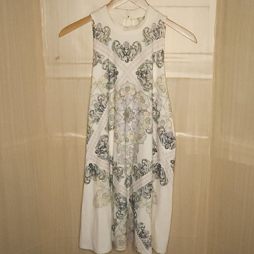 Blu Pepper Womens White Blue Paisley Stretchy Sleeveless Dress Medium